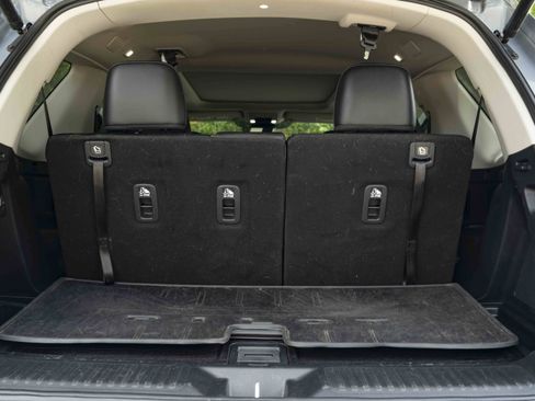 Certified 2025 Honda Pilot Touring image 44