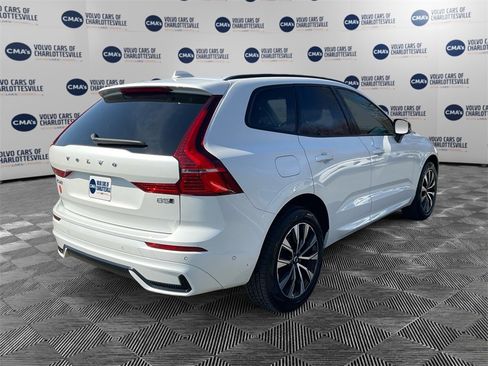 Certified 2023 Volvo XC60 B5 Plus image 5