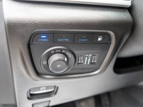 Used 2024 Jeep Grand Cherokee Limited 4xe w/ Luxury Tech Group II image 22