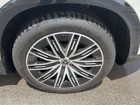 Used 2023 Mercedes-Benz EQS 580 4MATIC SUV image 12