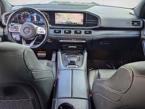 Used 2023 Mercedes-Benz GLS 450 4MATIC image 17