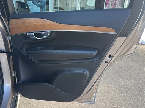 Used 2023 Volvo XC90 B6 Plus w/ Protection Package image 25