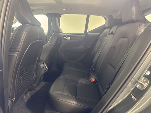 Used 2026 Volvo XC40 B5 Core w/ Climate Package AWD/4WD image 22