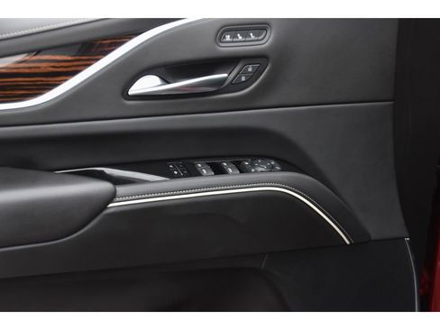 Certified 2024 Cadillac Escalade Premium Luxury image 26