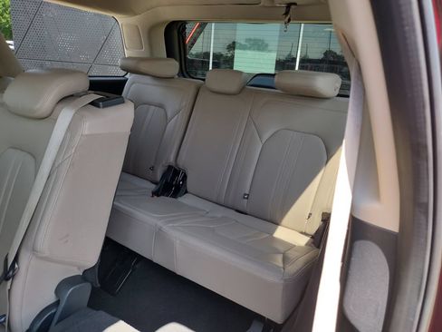 Used 2024 Ford Expedition Limited AWD/4WD image 10