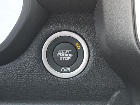 New 2026 RAM 1500 Express AWD/4WD image 16