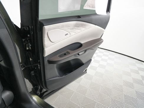 Certified 2025 Lexus RX 350 Luxury image 17