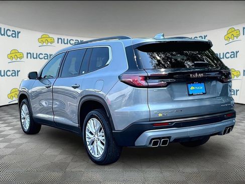 Used 2026 GMC Acadia Elevation w/ Elevation Premium Package AWD/4WD image 4