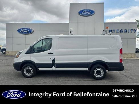 Used 2016 Ford Transit 250 130 Low Roof RWD image 1