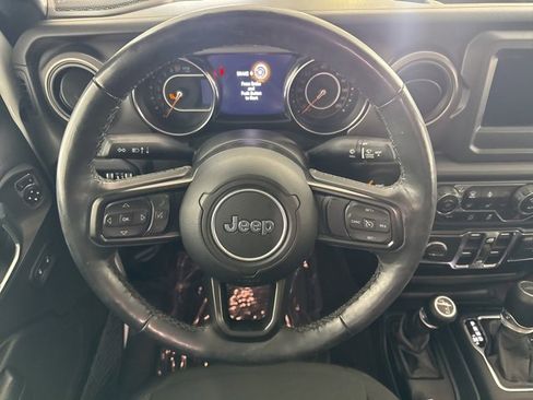 Used 2021 Jeep Gladiator Sport image 25