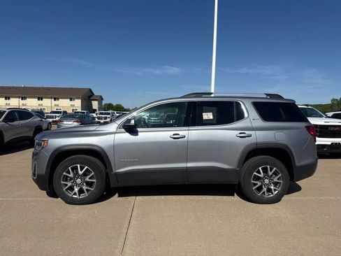 Used 2023 GMC Acadia SLT w/ Preferred Package AWD/4WD image 6