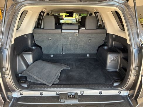 Used 2022 Toyota 4Runner TRD Off-Road image 16