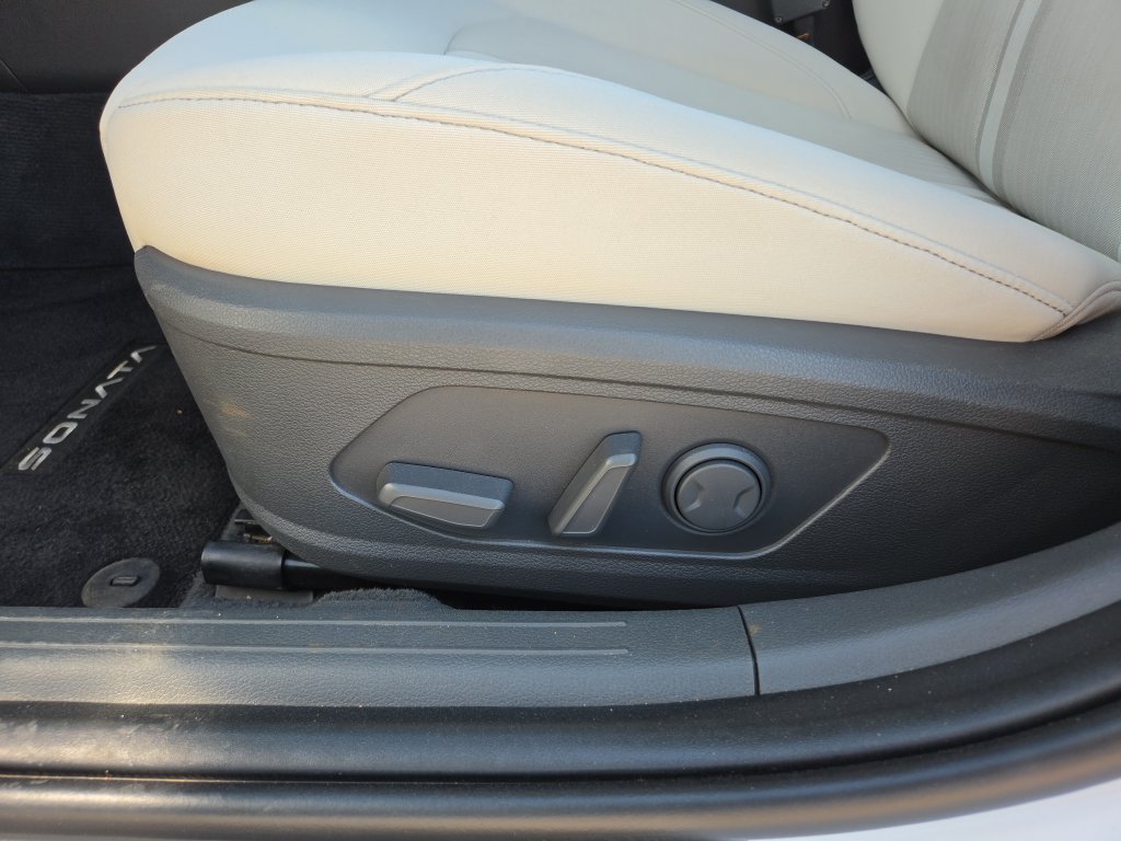 Certified 2024 Hyundai Sonata SEL FWD image 12