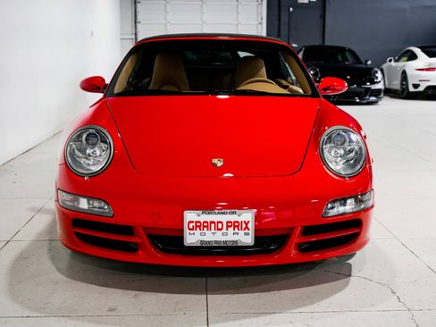 Used 2006 Porsche 911 Carrera S image 5