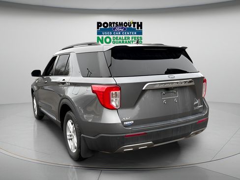Used 2022 Ford Explorer XLT w/ Equipment Group 202A AWD/4WD image 25