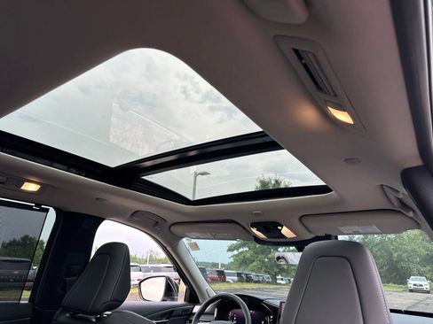 Certified 2026 INFINITI QX60 Luxe w/ Cargo Package AWD/4WD image 23