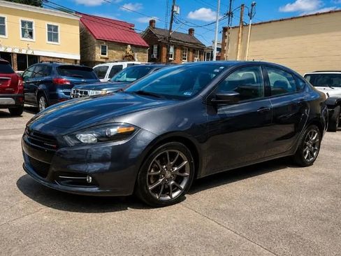 Used 2013 Dodge Dart SXT FWD image 1