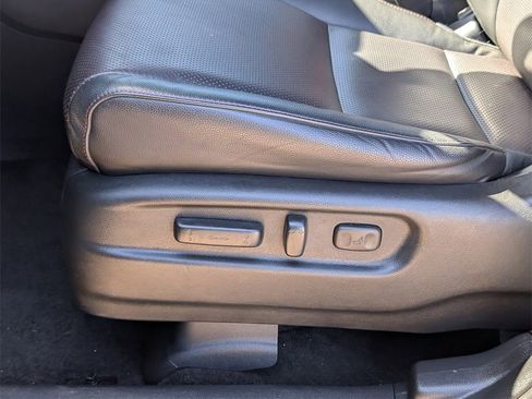 Certified 2022 Honda Ridgeline Black Edition image 12