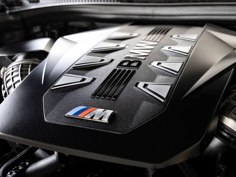 Used 2026 BMW X5 M60i AWD/4WD image 34