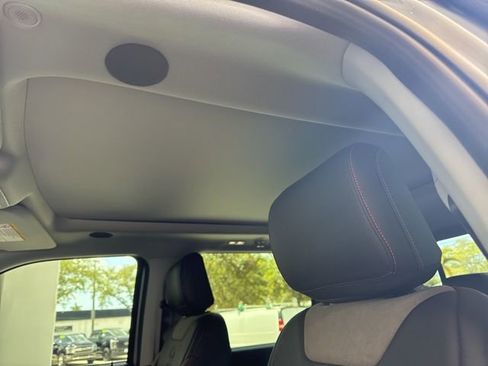 Used 2026 Ford F250 Lariat w/ Black Appearance Package image 3