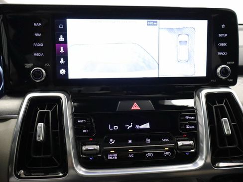 Used 2023 Kia Sorento SX Prestige AWD/4WD image 11
