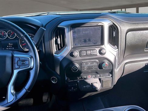 Used 2020 Chevrolet Silverado 1500 LT Trail Boss w/ Bed Protection Package image 6