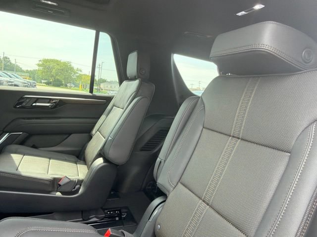 New 2026 Chevrolet Tahoe High Country w/ Sun And Tow Package AWD/4WD image 18