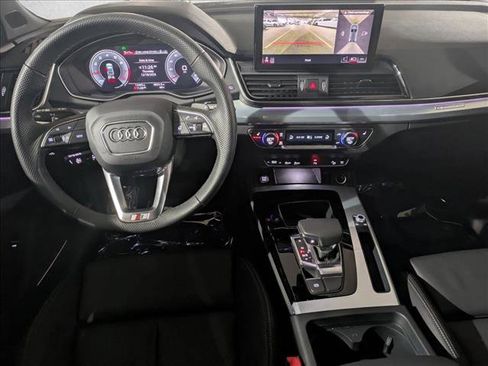 Certified 2025 Audi Q5 2.0T Premium Plus image 18