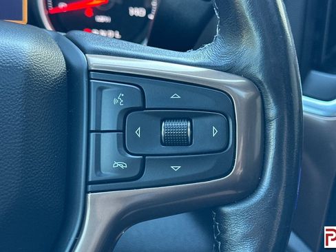 Used 2022 Chevrolet Silverado 1500 High Country w/ Technology Package image 29
