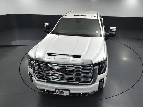 Used 2025 GMC Sierra 3500 Denali image 66