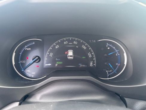 Used 2025 Toyota RAV4 XLE image 24