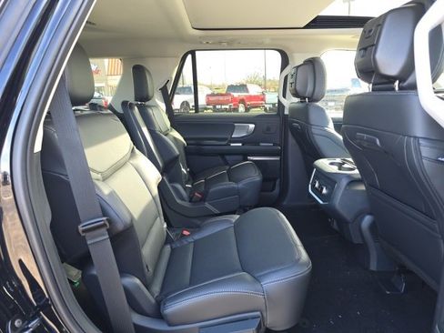 New 2026 Ford Expedition Platinum w/ Driver's Package image 20