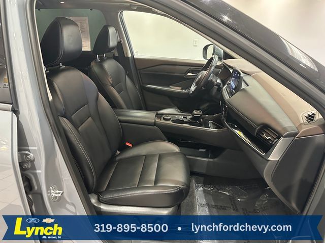 Used 2023 Nissan Rogue SL w/ SL Premium Package AWD/4WD image 8