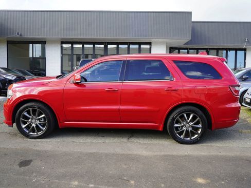 Used 2017 Dodge Durango GT w/ Nav & Power Liftgate Group RWD image 2
