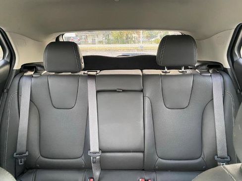 Used 2024 Buick Encore GX Sport Touring w/ Comfort Package image 26