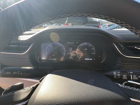 New 2025 Jeep Grand Cherokee L Limited image 15