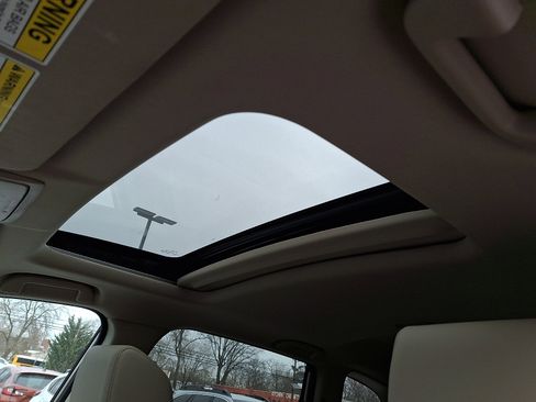 Used 2018 Honda CR-V EX-L image 16