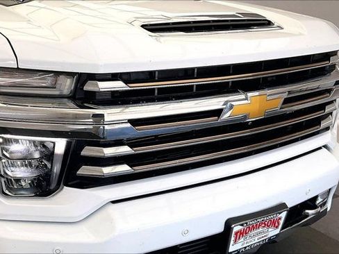 Used 2021 Chevrolet Silverado 3500 High Country AWD/4WD image 30