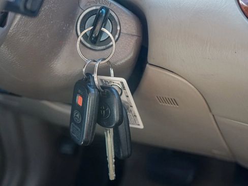 Used 2003 Toyota Camry XLE image 20