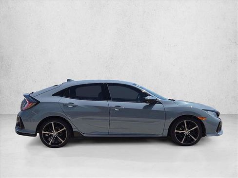 Used 2021 Honda Civic Sport Touring image 4