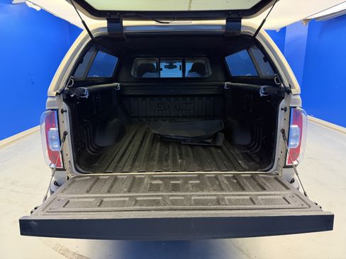 Used 2022 GMC Canyon AT4 AWD/4WD image 27