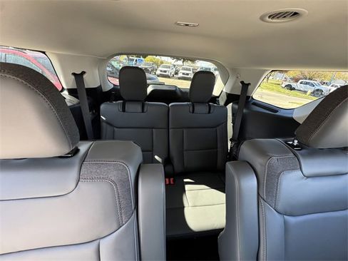 New 2026 Ford Explorer Active w/ Active Comfort Package image 20