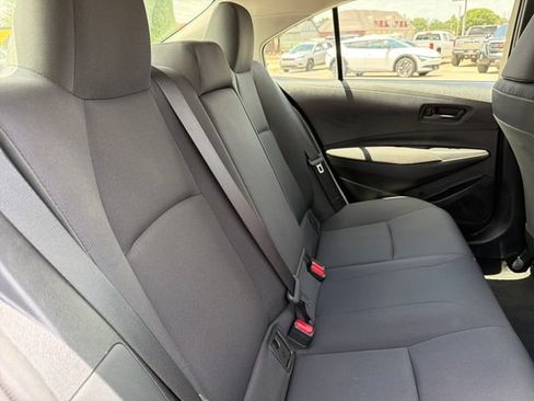 Used 2025 Toyota Corolla LE FWD image 29
