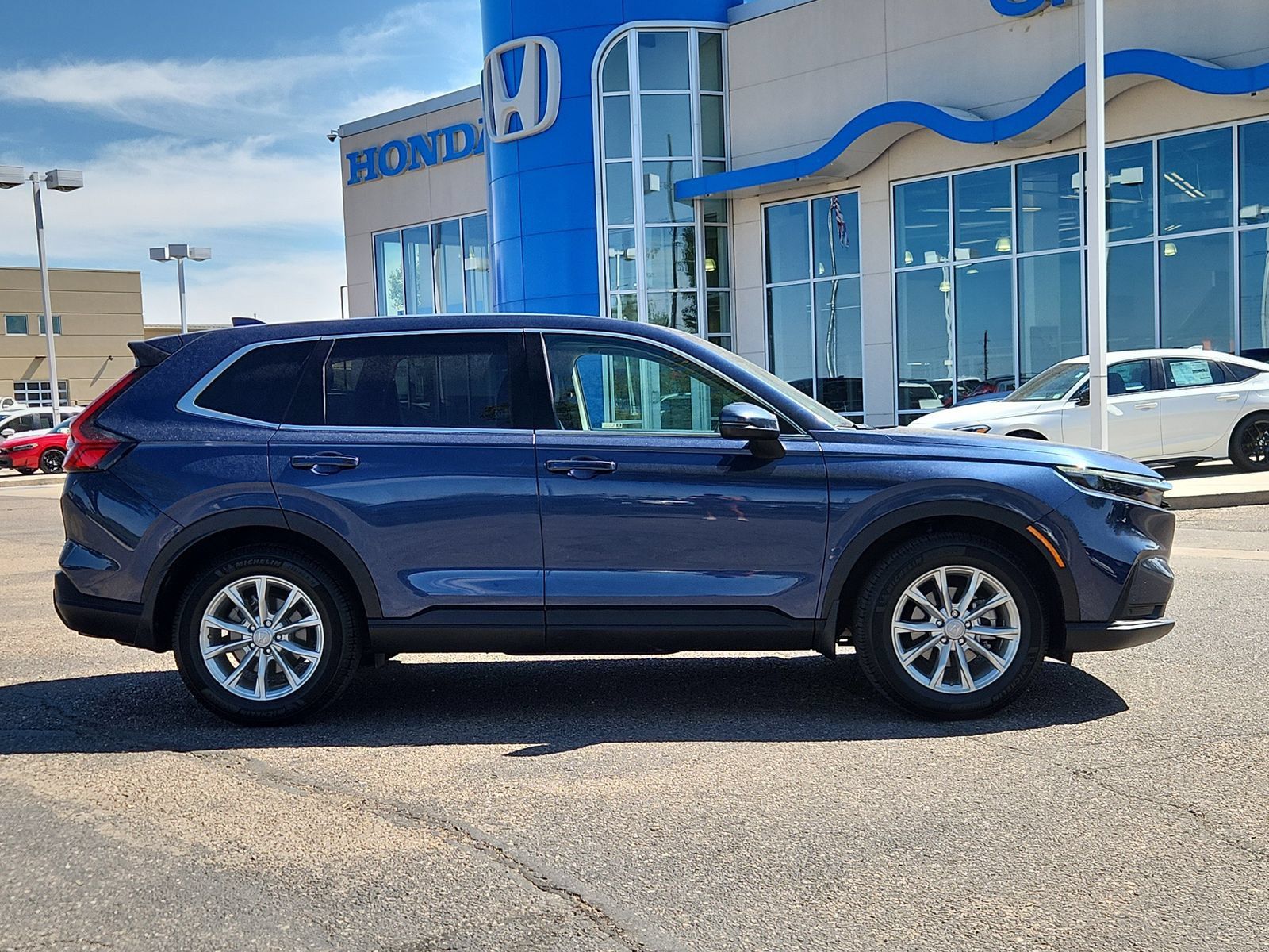 Used 2024 Honda CR-V EX-L image 6