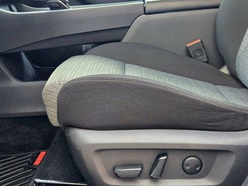 Used 2023 Nissan Rogue SV FWD image 26