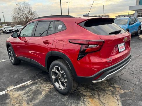New 2026 Chevrolet Trax LT w/ Driver Confidence Package image 5