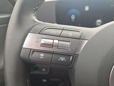 Certified 2026 Hyundai Kona SEL Premium AWD/4WD image 40