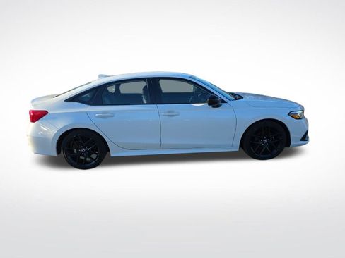 Used 2023 Honda Civic Sport image 8