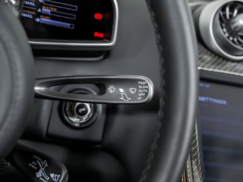 Used 2013 McLaren MP4-12C Spider RWD image 30