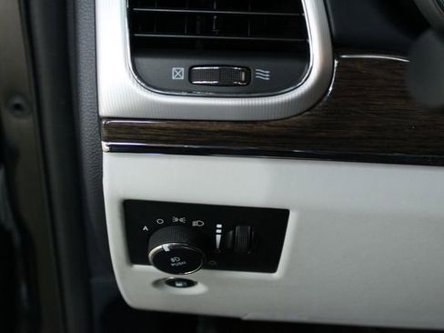 Used 2021 Jeep Grand Cherokee Summit image 18